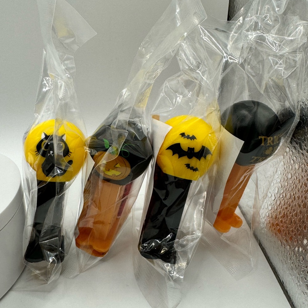 Set of 4 Pez Mini Halloween Dispensers NEW